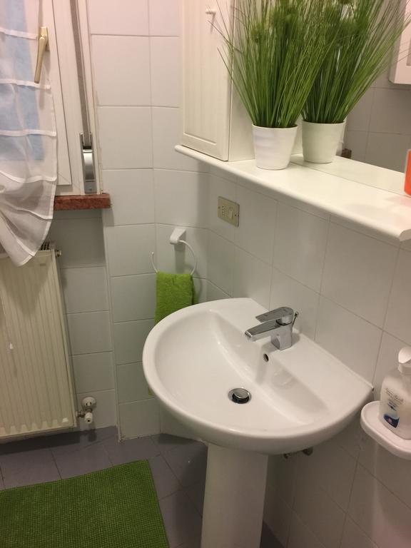 Lake & Castle View Apartment リーヴァ・デル・ガルダ エクステリア 写真